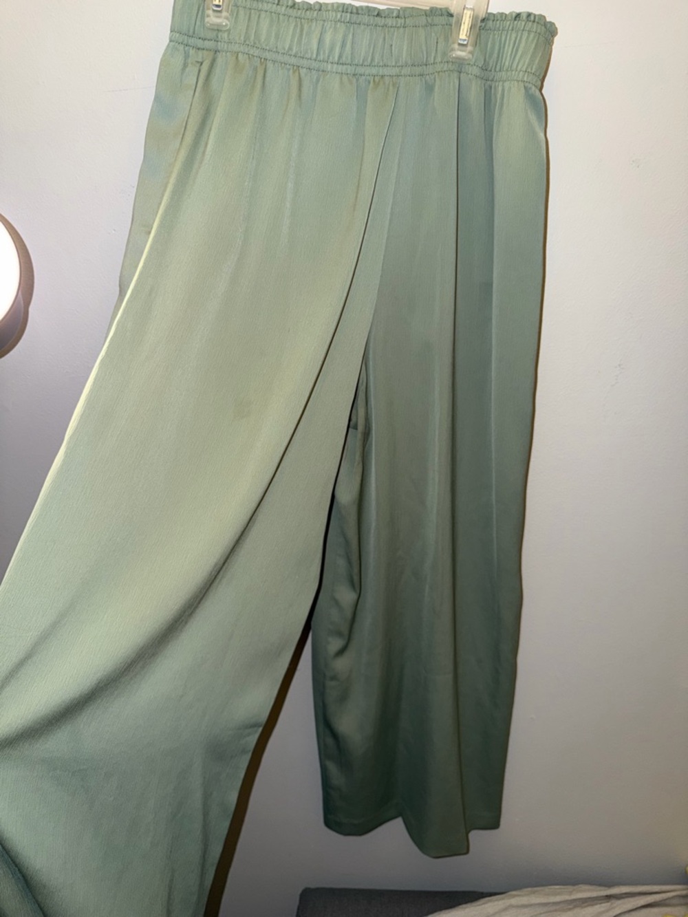 H&M Sage Green Elastic-Waist pants - Picture 4 of 5